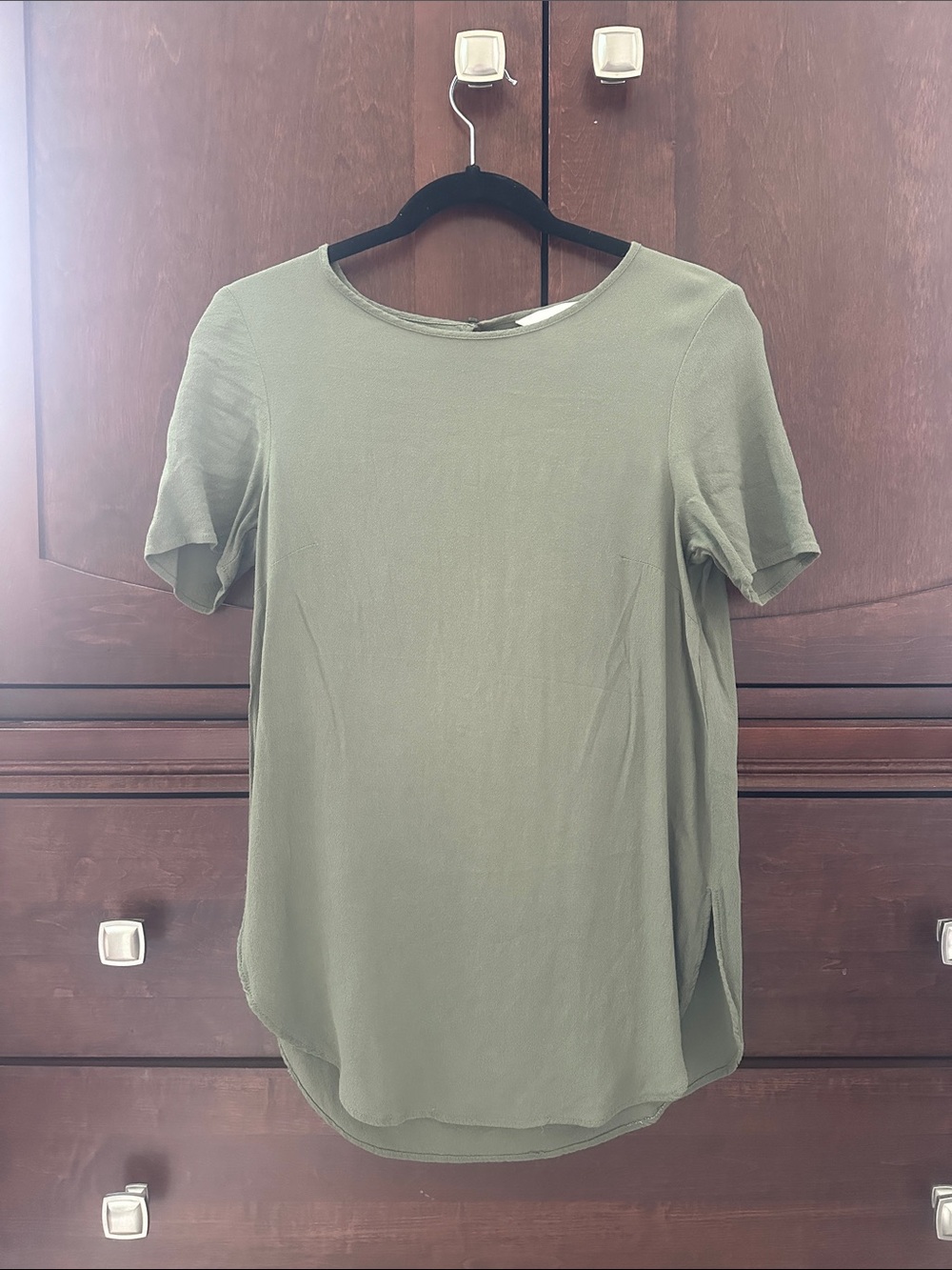H&M Olive Green Short Sleeve Crewneck Top